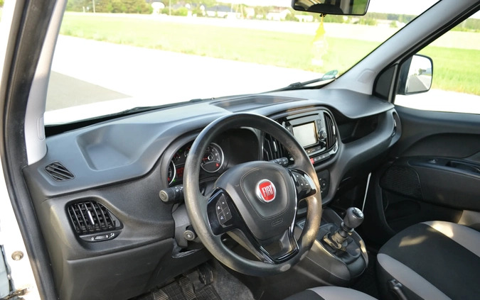Fiat Doblo cena 39900 przebieg: 312000, rok produkcji 2017 z Mosina małe 497